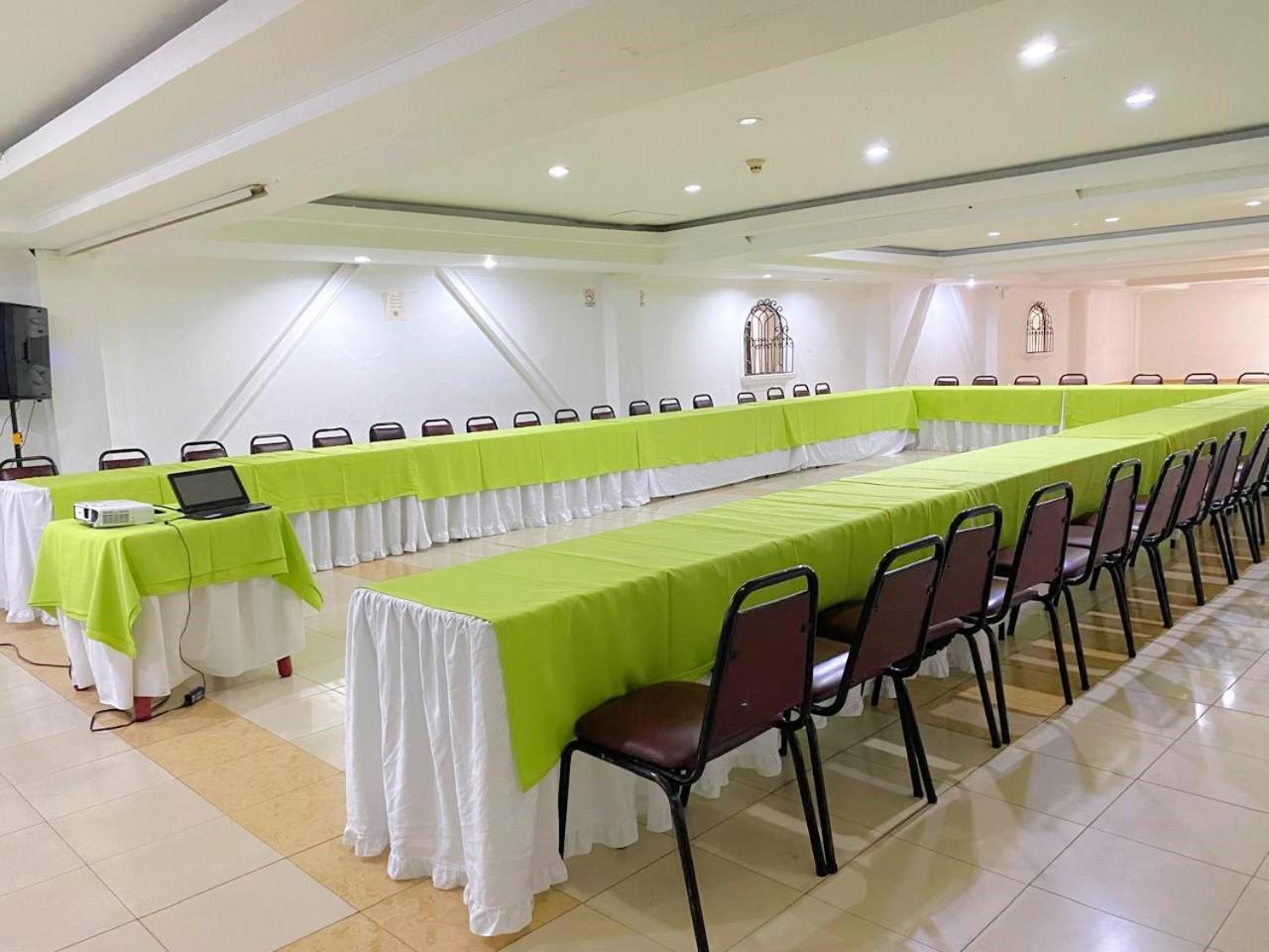 Tama Hotel Granada Real Cali Kültér fotó