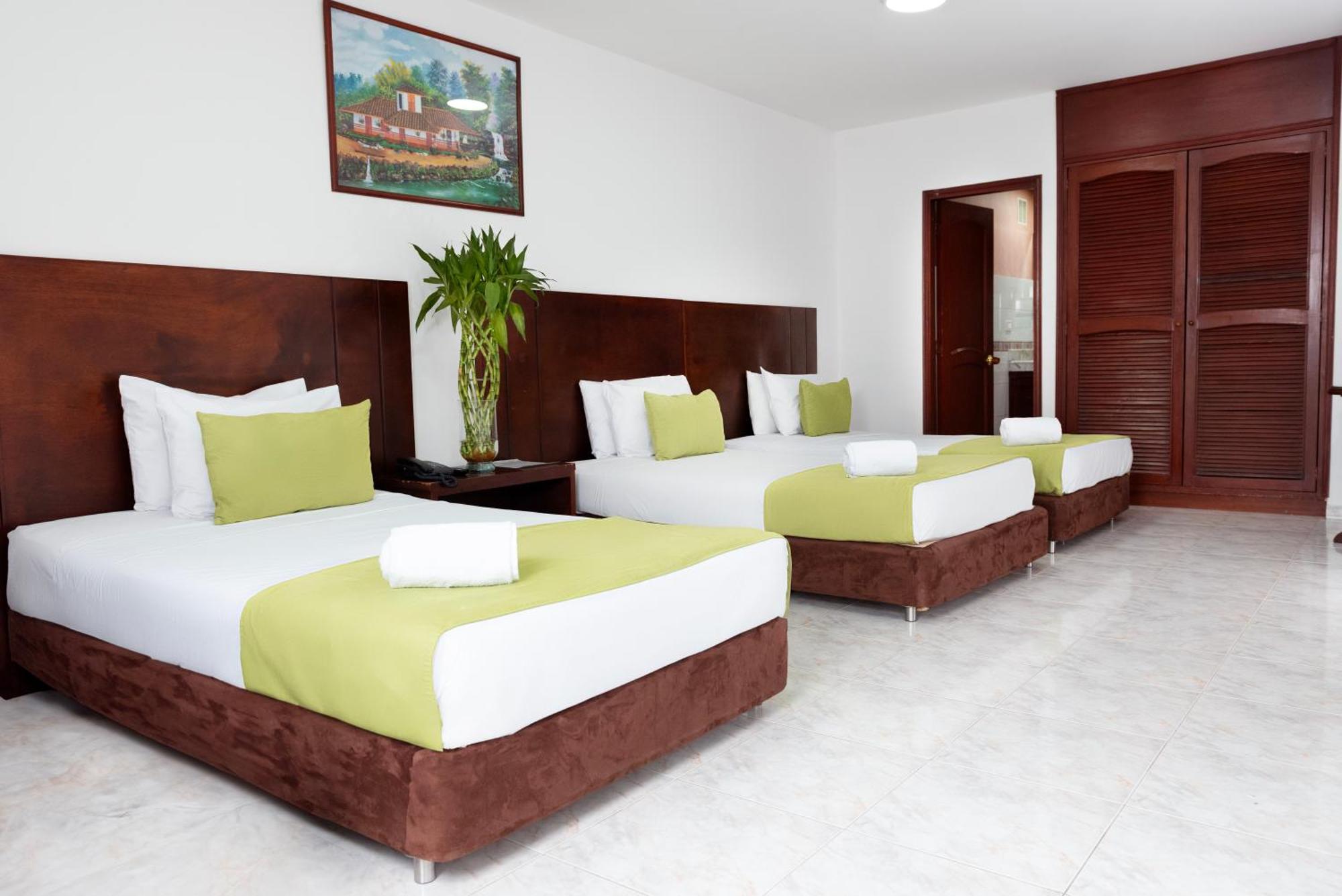 Tama Hotel Granada Real Cali Kültér fotó